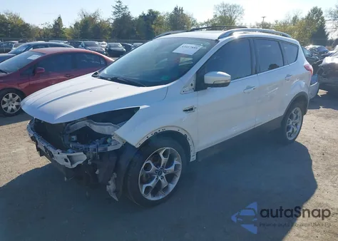 2015 Ford Escape Titanium from USA, damaged, VIN 1FMCU9J93FUC32818